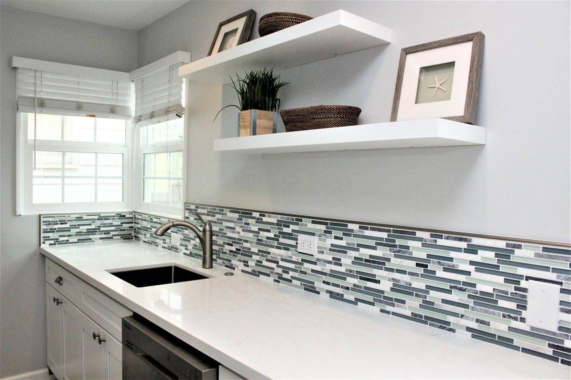 Balboa Paradise - Renovated Coastal Haven Ferienhaus